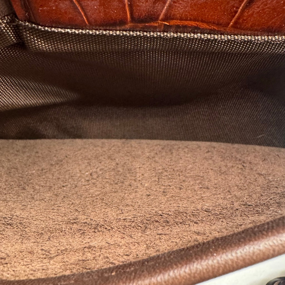 Brighton Mahogany Brown Croc Embossed Woven Leather Crossbody Bag Silver Heart - Picture 6 of 9